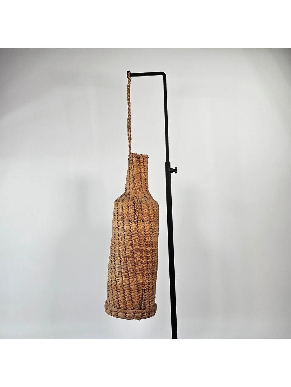 N/A handcrafted woven